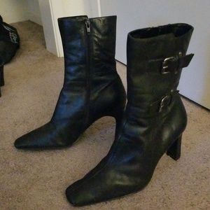 Bandolino leather boots